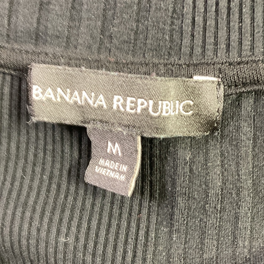 Banana Republic Jump Suit Women Size M Black Cap Sleeve V Neck Button Front - Picture 9 of 9